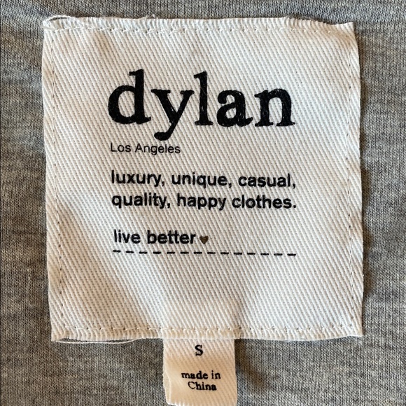 Euc, ladies cozy vest - Picture 2 of 9